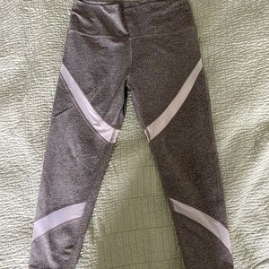 Women’s aerie 7/8 leggings. Large